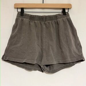 Brandy Melville Rosa Sweatshorts
